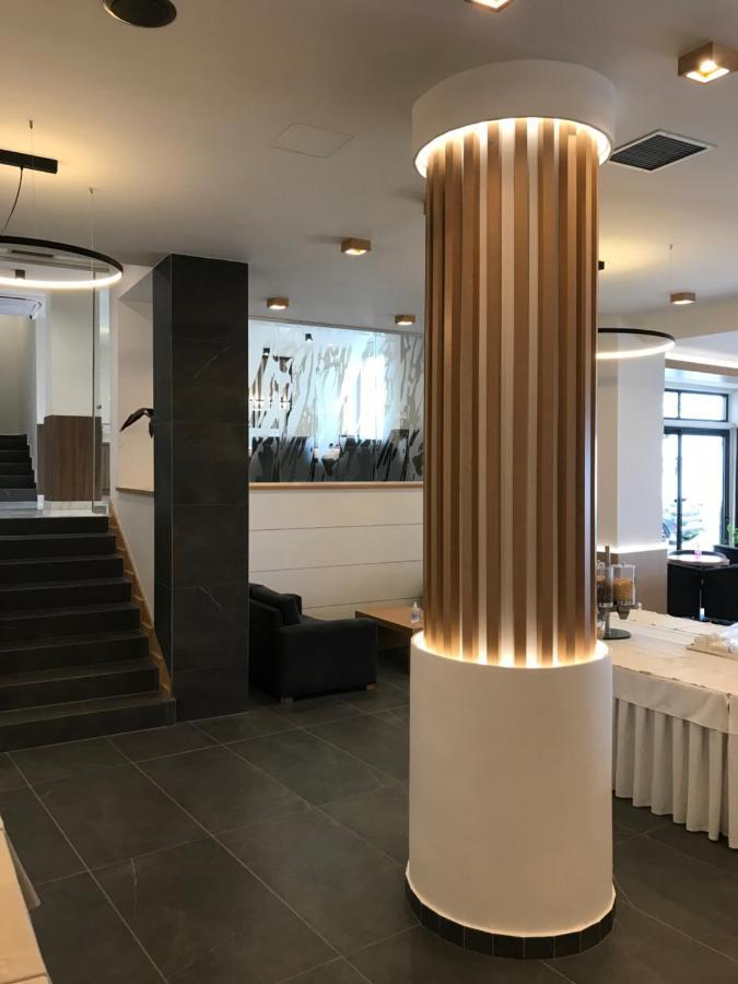 普拉扎酒店 纳弗帕克托斯 外观 照片